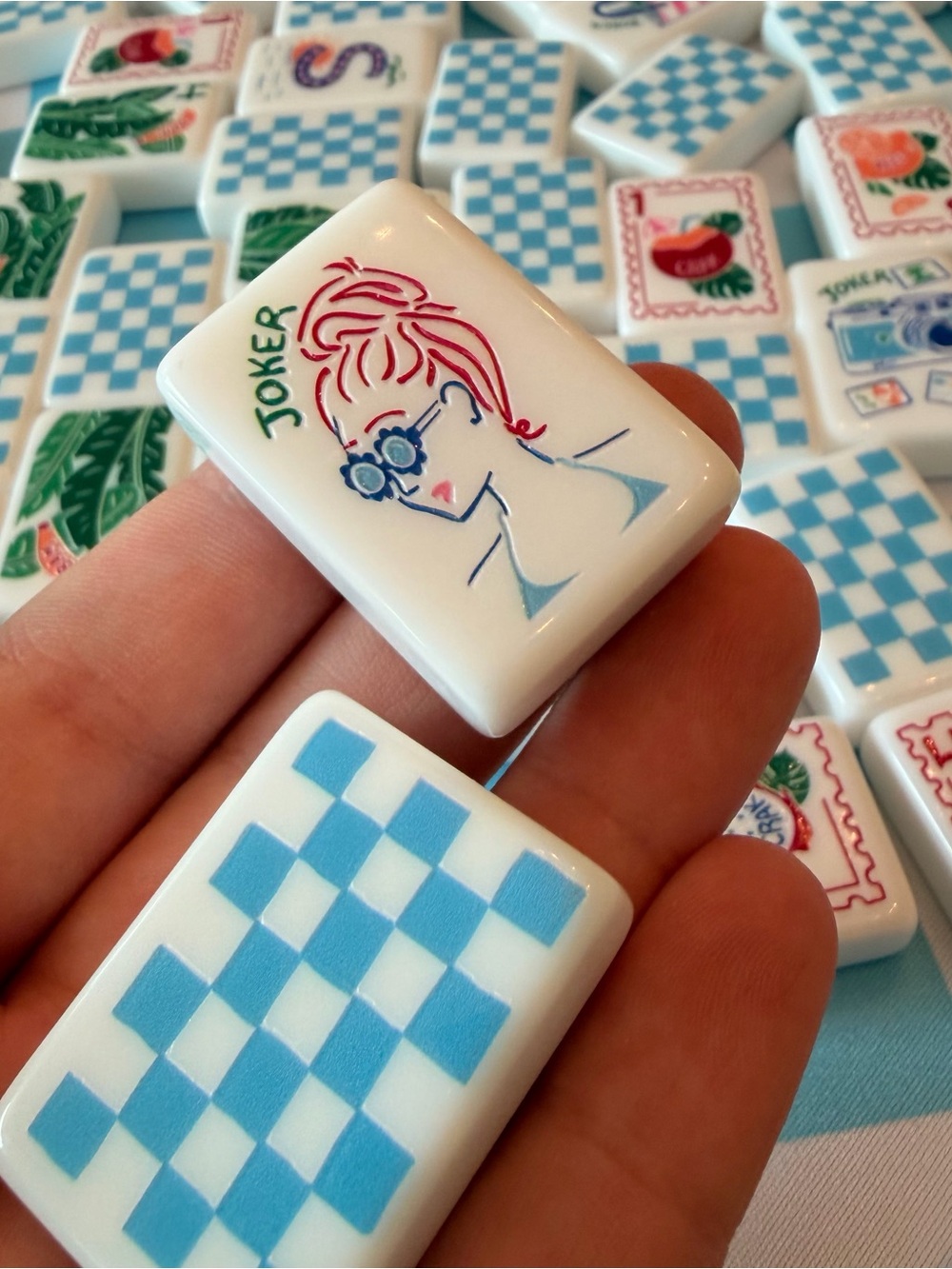 Mahjong tile set - Miss Out of Office - DUPES - Picture 5 of 16